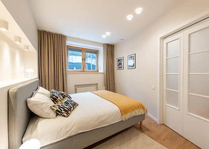 Opera Escape Apartment