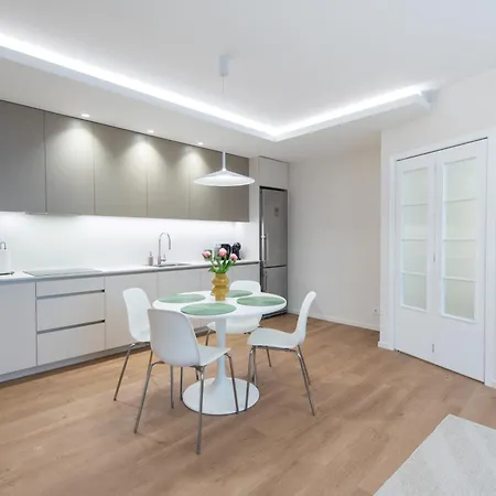 Opera Escape Apartment